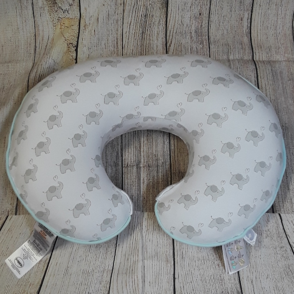 boppy nursing pillow